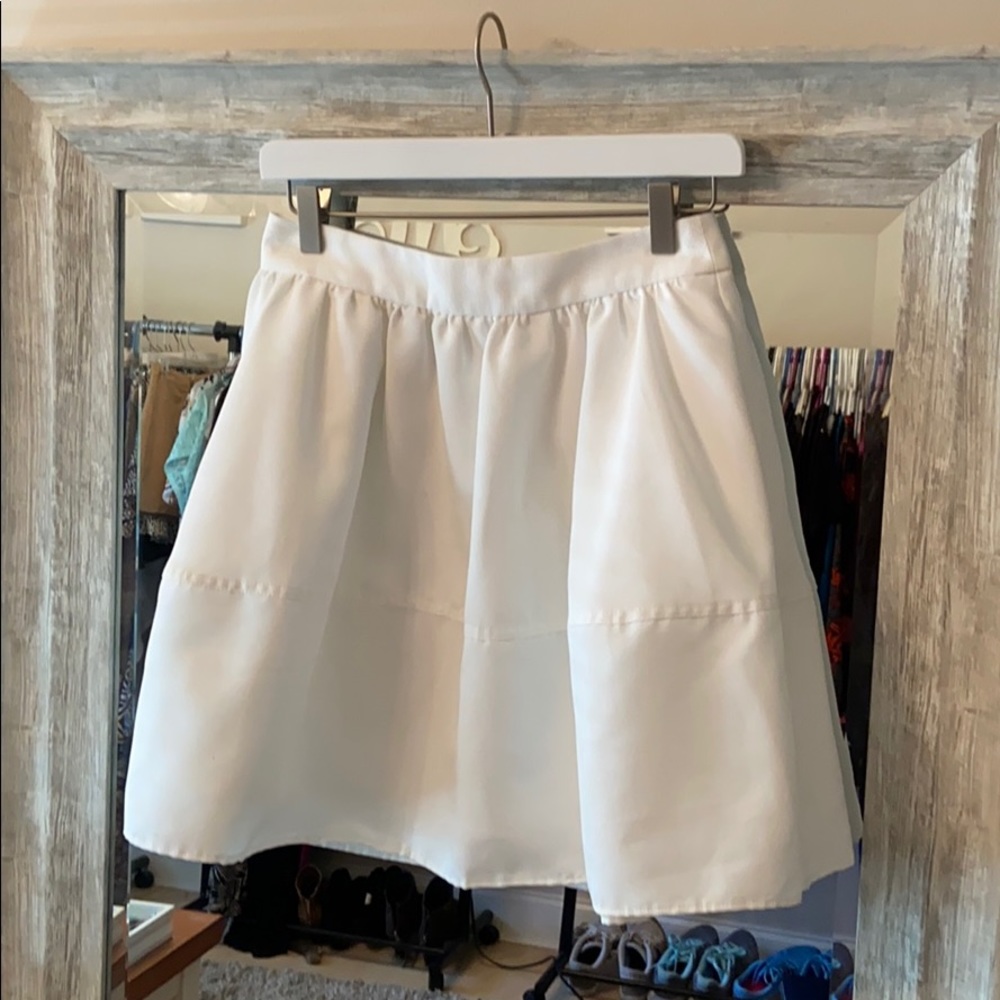 Express Skirt w/ POCKETS!